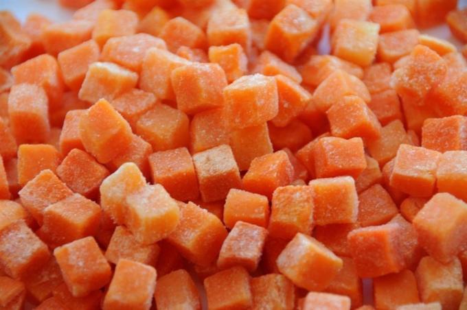 Морковь кубиками быстрозамороженная Vegepak  СОРТ А 1,0кг