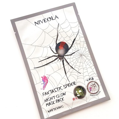 NIVEOLA Маска-салфетка  светящаяся в темноте  паук NIGHT GLOW FANTASTIC SPIDER MASK PACK