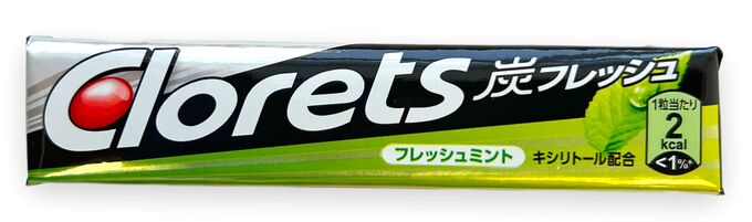 ITSUKI Резинка жевательная Clorets Refreshing activated carbon Refresh Mint Уголь акт мята 20.8г