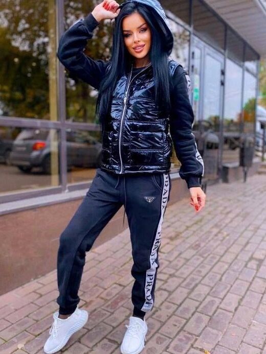 Prada костюм спортивный женский черный