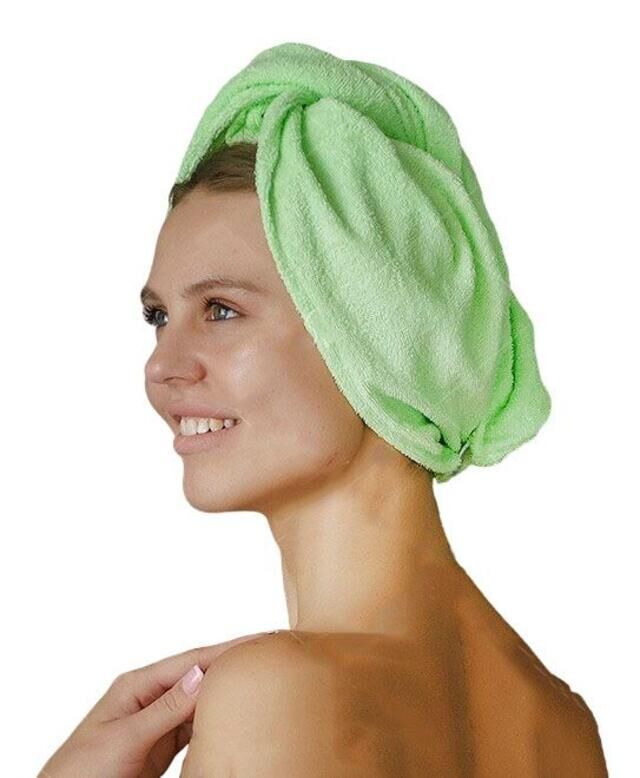Полотенце на голове. Полотенце на голове. Чалма махровая банные штучки голубая 33484. Тюрбан для сушки волос. Чалма махровая банные штучки голубая 33484.