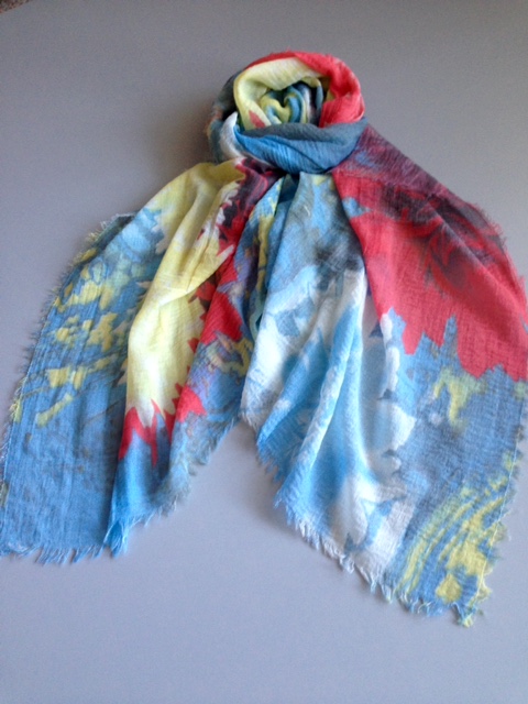Широкий плотный шарф в Хабаровске