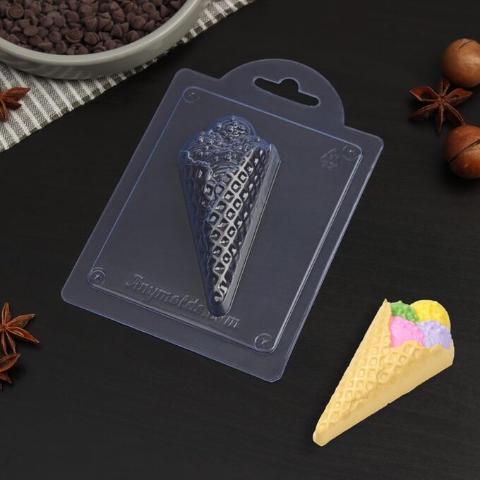 СИМА-ЛЕНД Форма для шоколада и конфет «Мороженое в рожке», 9,7?4,5?2,5 см, цвет прозрачный