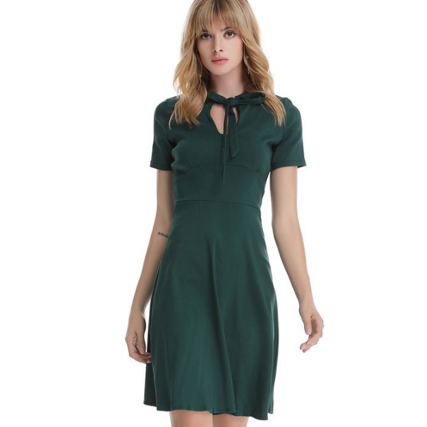 платья из зеленой ткани. платья из зеленой ткани. платье из крепа. зеленое платье. платье шейн зеленое.