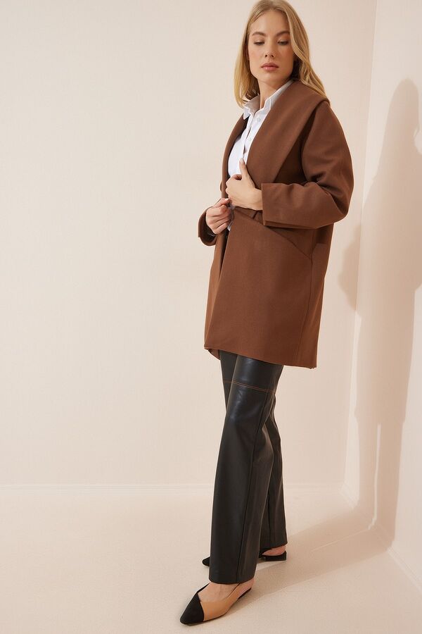 happinessistanbul Женская коричневая куртка с шалевым воротником и прошитым пальто WF00015