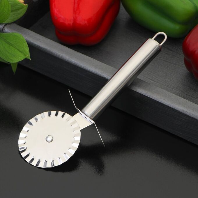 Нож для теста и пиццы Доляна «Металлик», 20 см, цвет серебряный