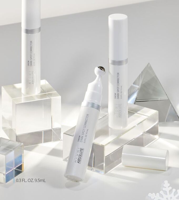 Корректор пигментных пятен атоми. Атоми абсолют сноу сыворотка. Сноу корректор темных пятен атоми картинка. Корректор сноу атоми. Абсолют сноу атоми.