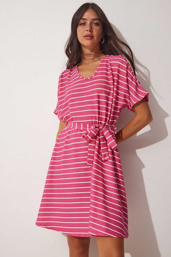 happinessistanbul Женское розовое летнее повседневное трикотажное платье с вырезами FF00132