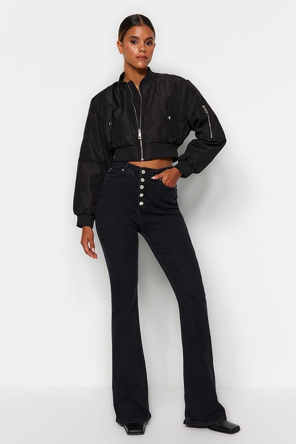 Trendyomilla Черные расклешенные джинсы с высокой талией на пуговицах спереди