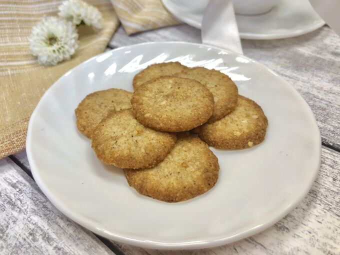 Круглые печеньки с поваром
