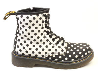 15382010 Delaney Black White Dr Martens