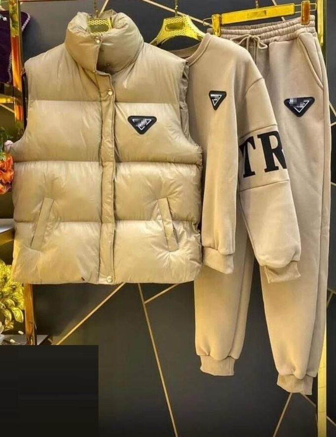 Костюм Prada