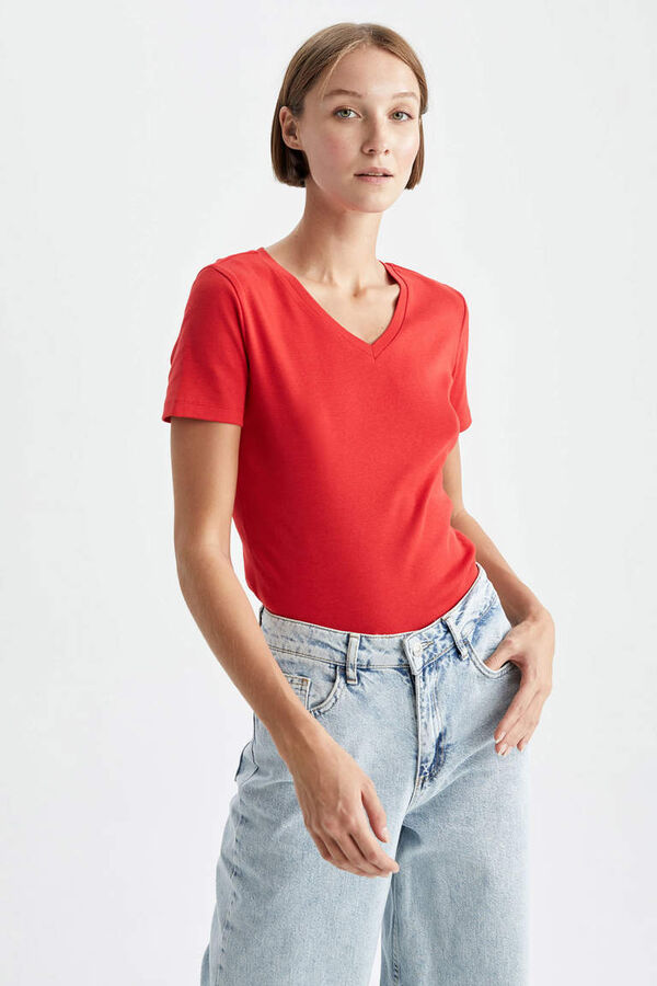 DEFACTO Базовая футболка Slim Fit с v-образным вырезом и короткими рукавами из 100 % хлопка