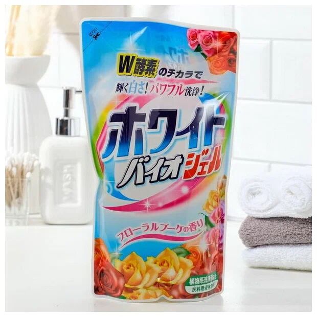 Nihon Detergent Жидкий гель для стирки с отбеливающим и смягчающим эффектом &quot;White Bio Plus gel&quot; с цветочным ароматом (мягкая упаковка) 810 г 12