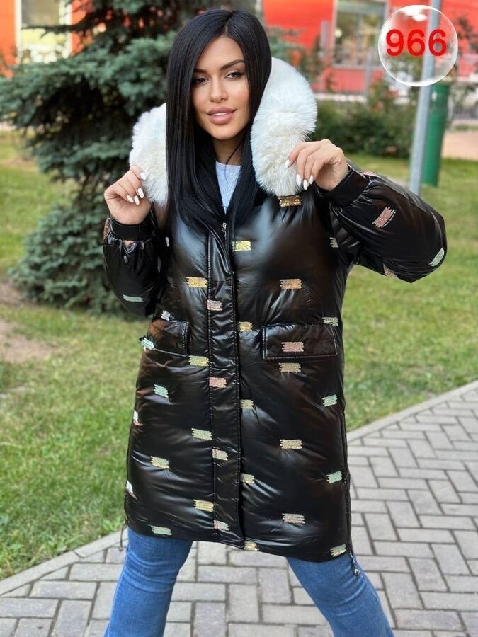 Куртка зимняя с капюшоном