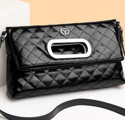 COSMOСOLLECTION_BAGS Сумка-клатч тоут из натурал. кожи стеганая, вместительная, на ремне и цепочке, черный