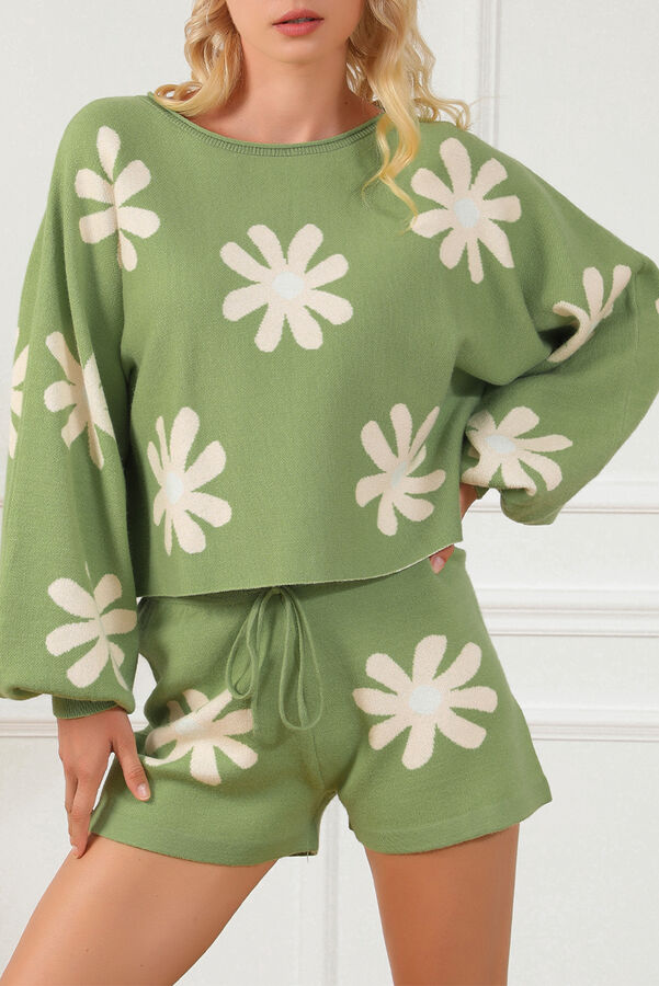 VitoRicci Green Flower Print Bubble Sleeve Knitted Sweater and Shorts Set
