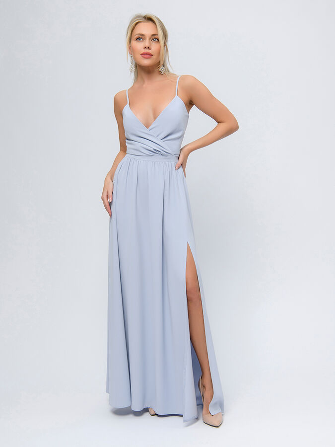 1001 Dress Платье голубого цвета длины макси на бретелях и с разрезом на юбке