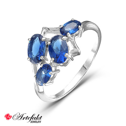 Серебряное кольцо с фианитами синего цвета - 285