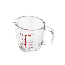INOMATA PLASTIC MINI MEASURING CUP Мерная кружка для жидких и сыпучих продуктов маленькая 15 мл (3,7Ш × 5,3Д × 3,7В см)