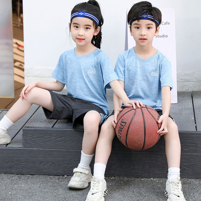 Детский спортивный комплект: футболка + шорты, цвет голубой/чёрный