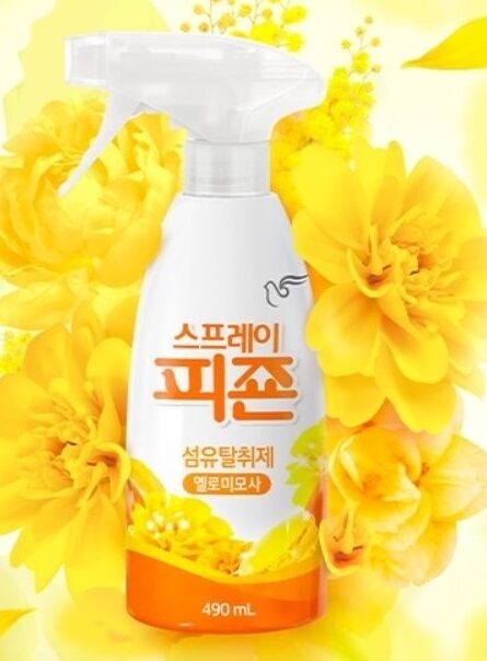 Кондиционер-освежитель для одежды Pigeon Yellow Mimosa Fabric Refresher с ароматом мимозы 490 мл, бутылка