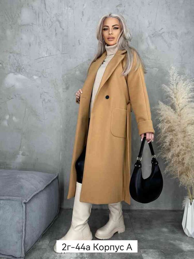 Женское Пальто Ткань кашемир Размеры S (42-44) M (46-48) Длина 110 см