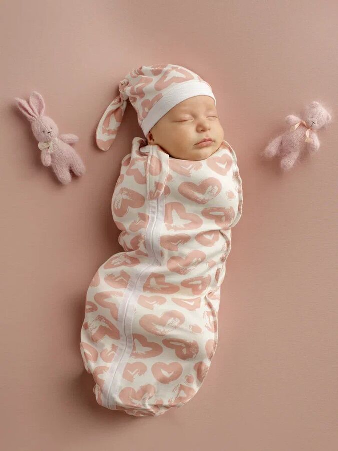 Пеленка (кокон на молнии) с шапочкой Amarobaby (Soft Hugs) 56/68 Сердечки