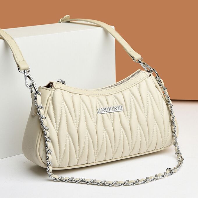 COSMOСOLLECTION_BAGS Сумка-багет из натурал. кожи, с ремнем и цепочкой, молочный