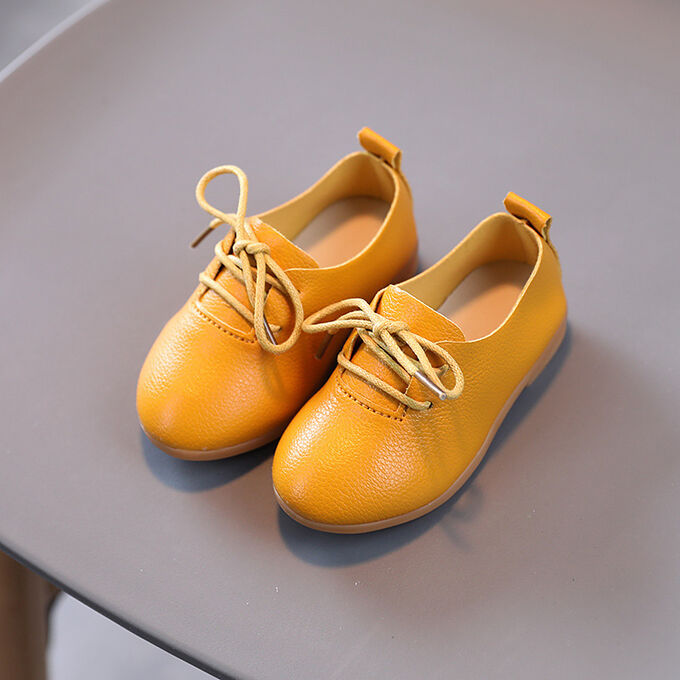 Туфли для девочки на шнурках, желтые