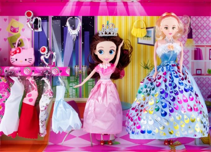 Подарочный набор с 2 куклами с одеждой и аксессуарами цвет: 8847-2 СИНЕЕ ПЛАТЬЕ