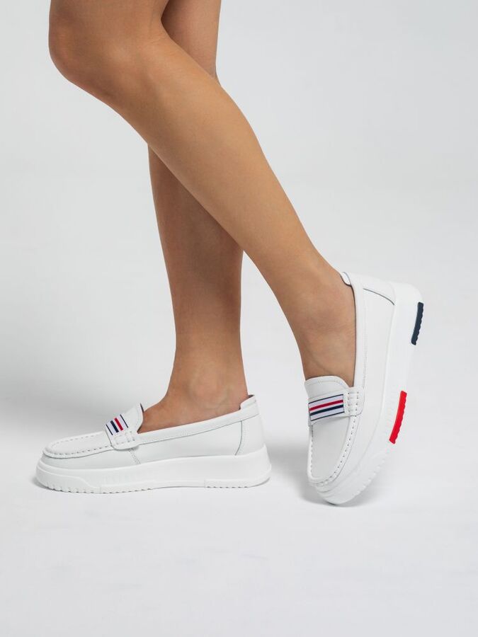 Испанская обувь от Запатос Лоферы Andges 41-TZY15-31-112 white