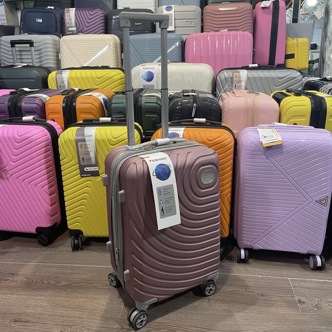 Fashion Чемодан маленький размер S 20&quot; 40 л (ручная кладь) розовый