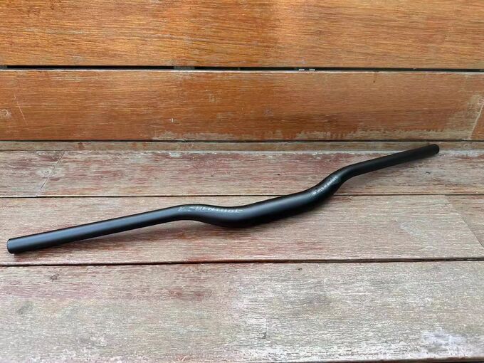 Велосипедный руль RENTHAL FATBAR M195. 780 мм * 35 мм