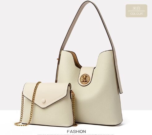 COSMOСOLLECTION_BAGS Сумка-тоут из натур. кожи на застежке с декор. пряжкой + мини-сумка на цепочке, молочный