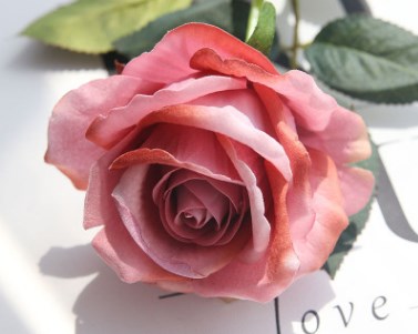 Искусственная роза цвет: РОЗОВЫЙ
