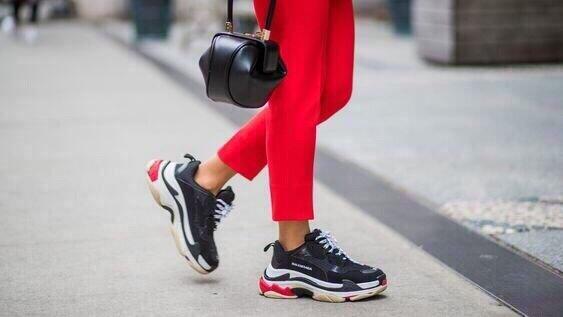 Are Platform Sneakers In Style 2022