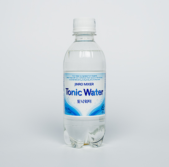 Вода питьевая синеборье негазированная отзывы. Вода лимон мята. Тоник jinro mixer 0,3 пэт. Умывание минеральной водой. Люкс вода 5 литров.