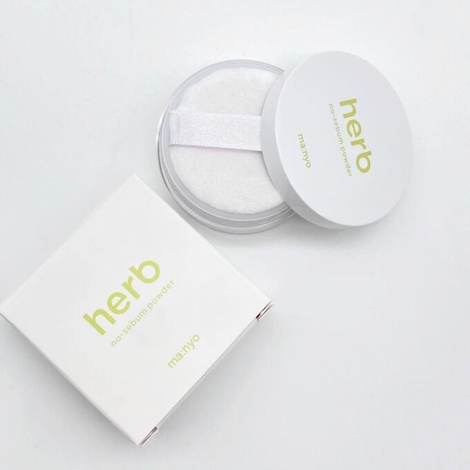 Матирующая рассыпчатая пудра с комплексом трав MANYO HERB GREEN NO-SEBUM POWDER 6.5 гр.