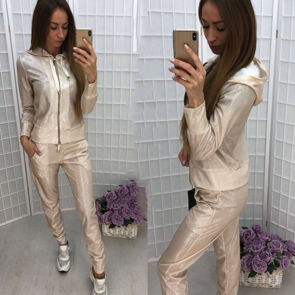 Спортивный костюм с люрексом женский