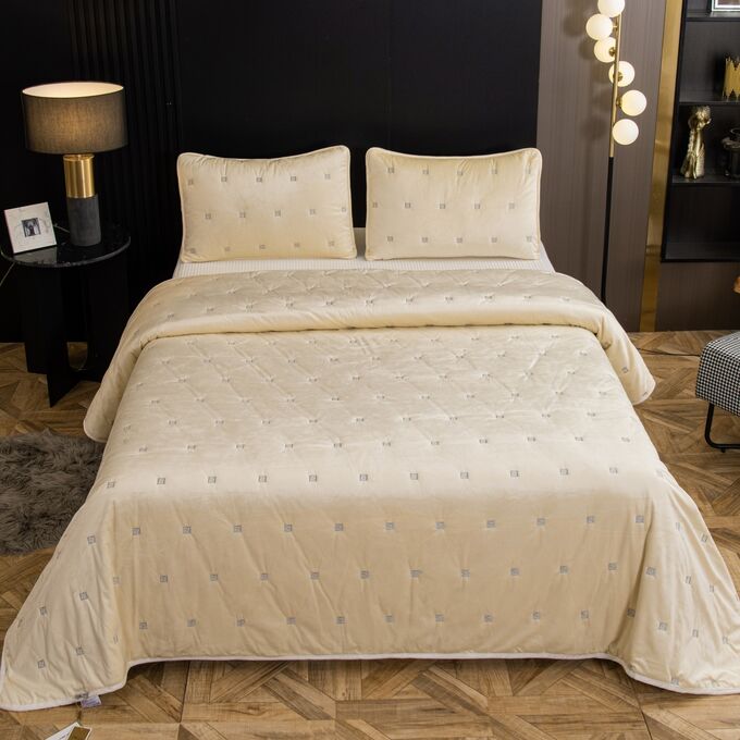 Viva home textile Велюровое покрывало с вышивкой Grande 160*220 и  наволочка 50-70