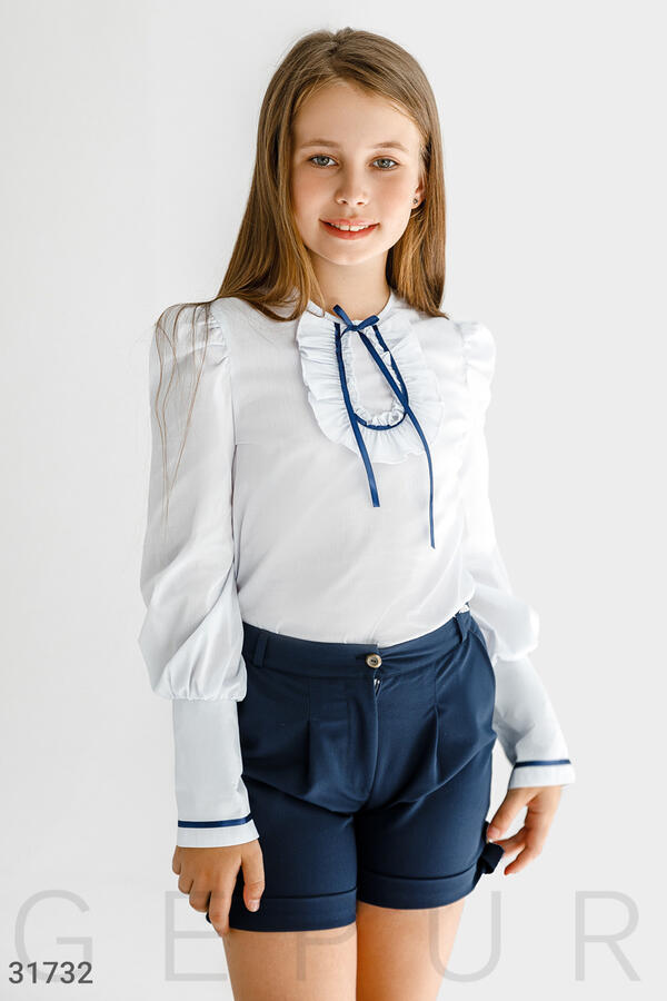 Блуза с атласной лентой