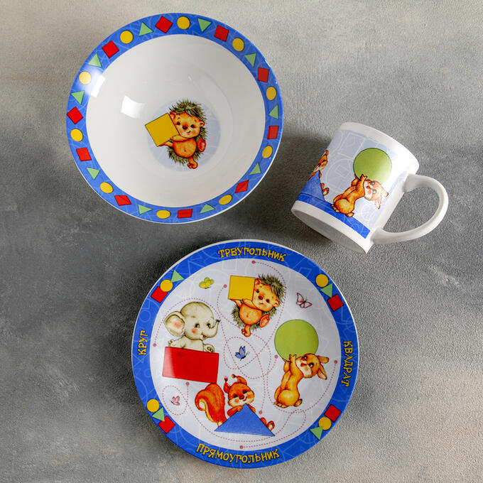 Детский набор посуды 3 предмета. Sima Land набор детской посуды. Набор детской посуды три тарелки. Тарелка детская керамика. Посуда с фигурками.