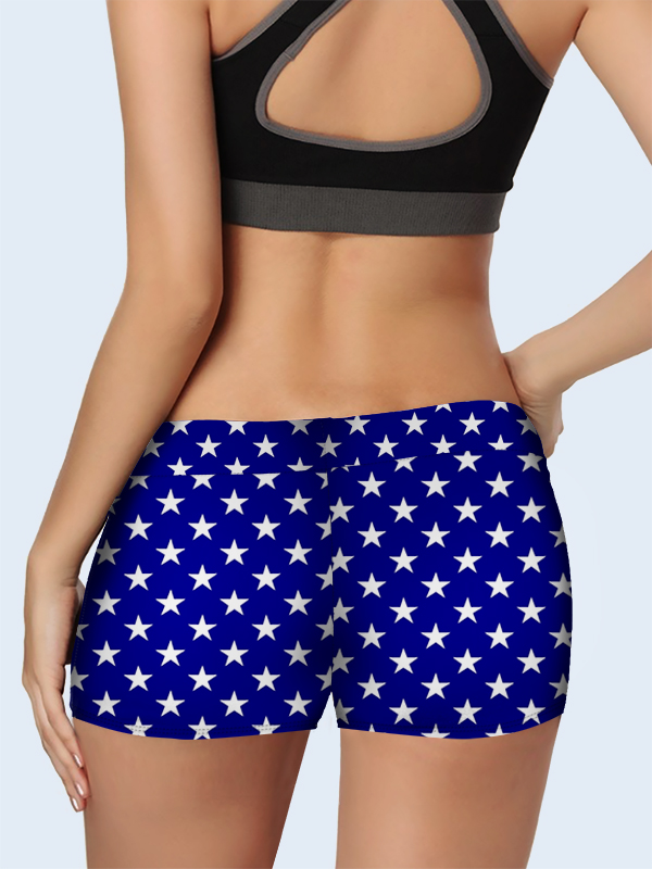 Шорты с шипами. Белые шорты со звездочками. Звезды в джинсовых шортах. Как получить синие шорты со звездами. Звезды в шортах.