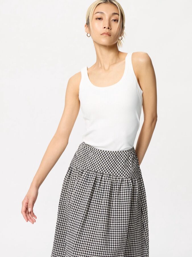 UNIQLO AIRism - хлопковая майка в рубчик с чашечками - 00 WHITE