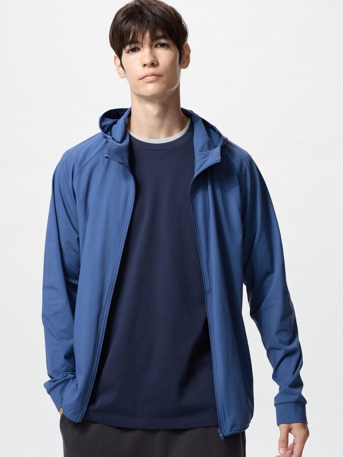 UNIQLO Толстовка с капюшоном, светло зеленый