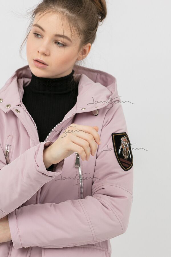 Куртки для подростков девочек. Модные куртки для подростков. Модные куртки для подростков 2024 девочек. Куртка для подростка девочки. Модные куртки для подростков девочек.