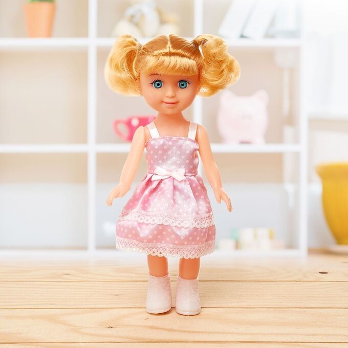 Кукла «Маша» в платье.