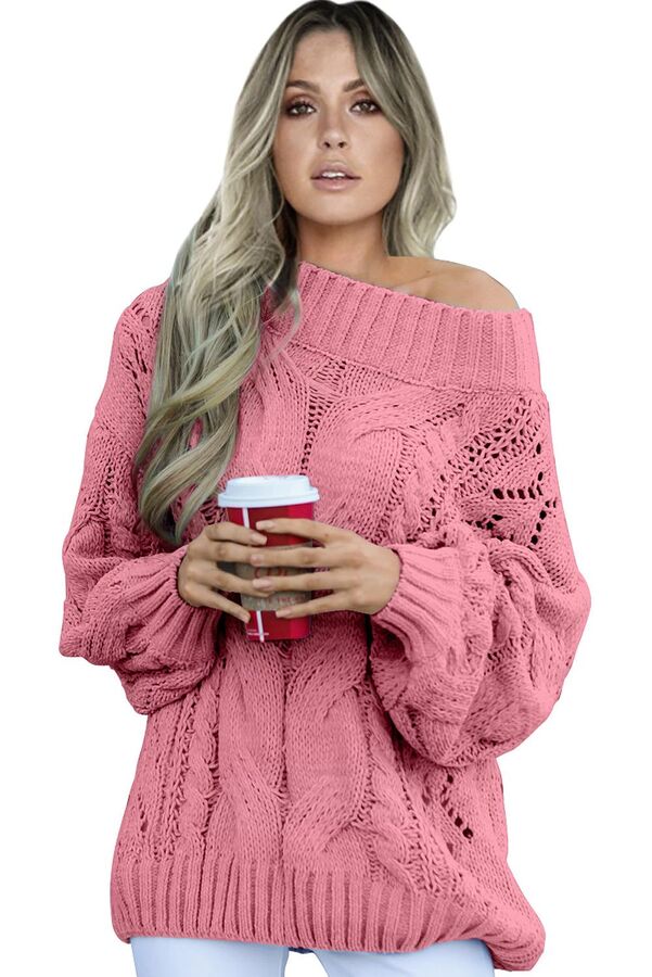 Розовый свитер с объемным узором из кос и ажурных полос