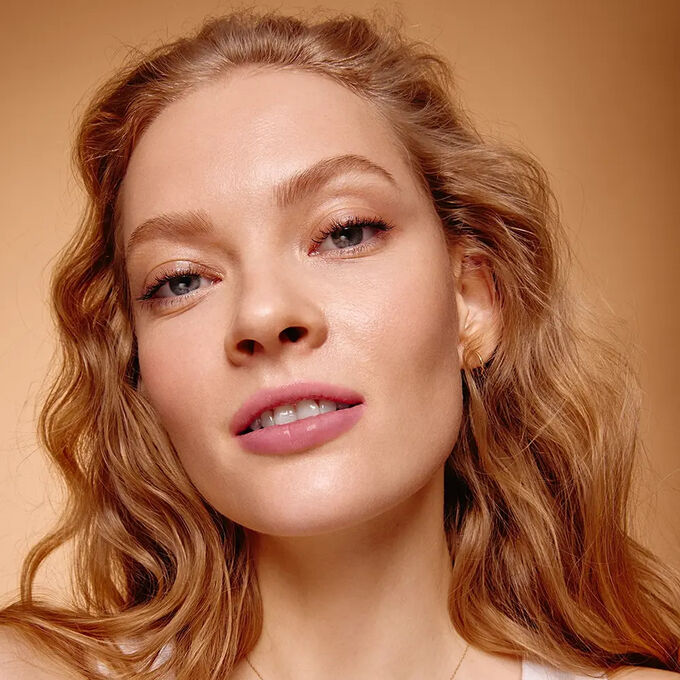 Avon Бальзам для губ «Сочный цвет» Pure Makeup, цвет Сливочная помадка
